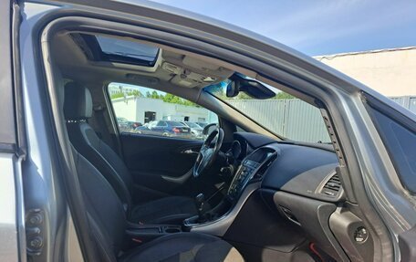 Opel Astra J, 2011 год, 499 000 рублей, 13 фотография