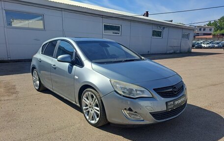 Opel Astra J, 2011 год, 499 000 рублей, 3 фотография