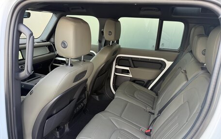 Land Rover Defender II, 2021 год, 7 550 000 рублей, 12 фотография