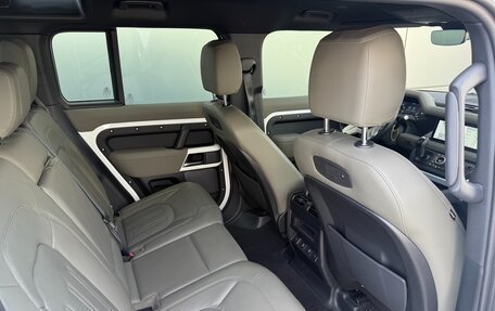 Land Rover Defender II, 2021 год, 7 550 000 рублей, 21 фотография