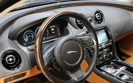 Jaguar XJ IV (X351), 2019 год, 4 750 000 рублей, 10 фотография