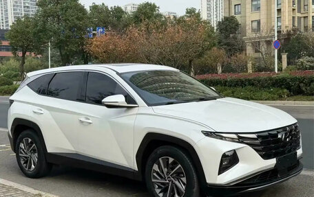 Hyundai Tucson, 2022 год, 2 050 000 рублей, 3 фотография