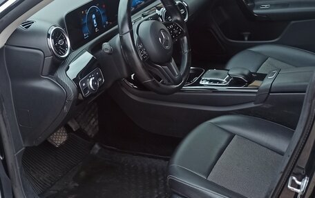 Mercedes-Benz CLA, 2019 год, 2 599 000 рублей, 9 фотография