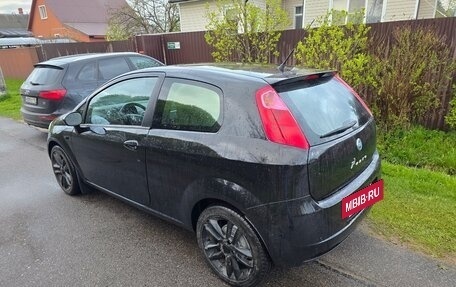 Fiat Punto III Punto Evo рестайлинг, 2007 год, 400 000 рублей, 3 фотография