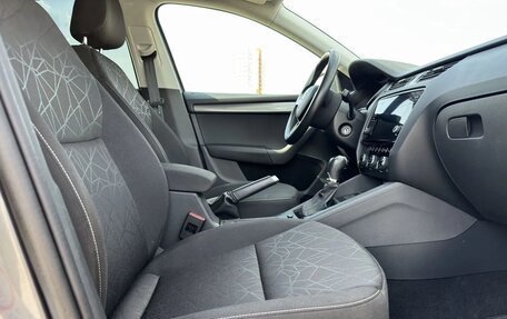 Skoda Octavia, 2019 год, 2 300 000 рублей, 17 фотография
