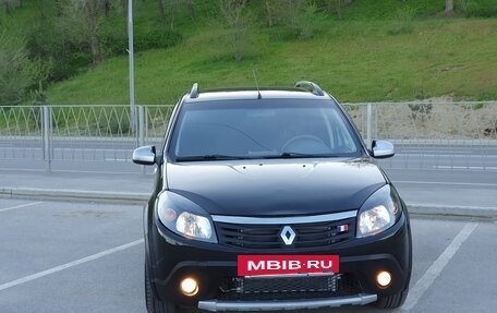 Renault Sandero I, 2013 год, 625 000 рублей, 2 фотография