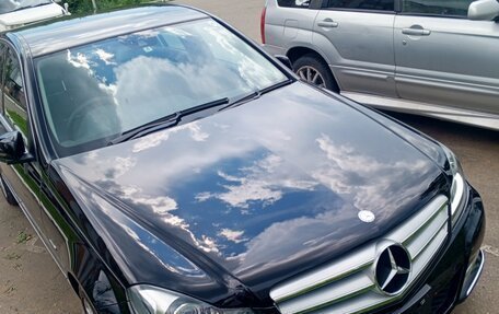 Mercedes-Benz C-Класс, 2011 год, 1 550 000 рублей, 2 фотография