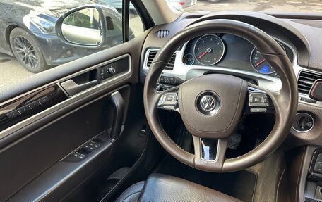 Volkswagen Touareg III, 2017 год, 3 000 000 рублей, 10 фотография