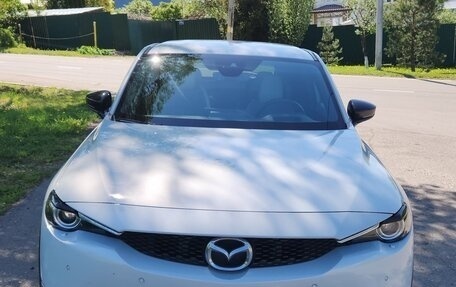 Mazda MX-30, 2020 год, 2 100 000 рублей, 3 фотография