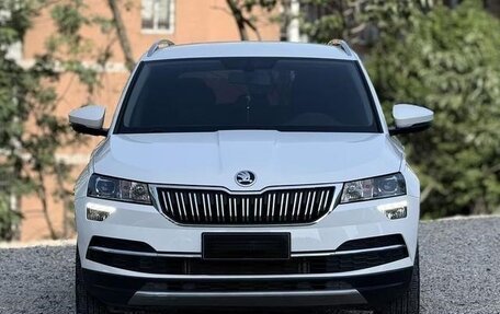 Skoda Karoq I, 2021 год, 1 600 900 рублей, 2 фотография