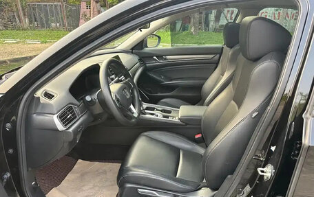 Honda Accord IX рестайлинг, 2021 год, 1 670 000 рублей, 8 фотография