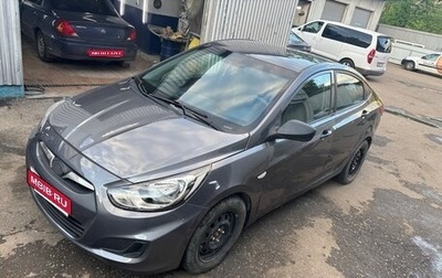 Hyundai Solaris II рестайлинг, 2013 год, 450 000 рублей, 1 фотография