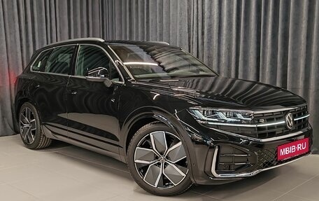 Volkswagen Touareg III, 2024 год, 13 990 000 рублей, 1 фотография