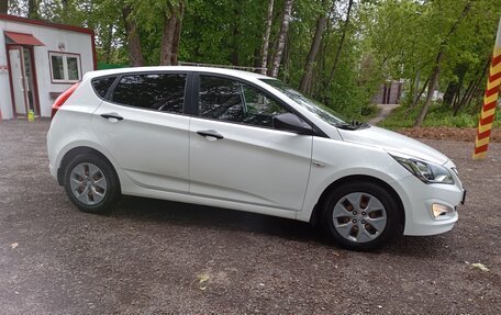 Hyundai Solaris II рестайлинг, 2015 год, 850 000 рублей, 7 фотография