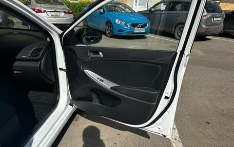 Hyundai Solaris II рестайлинг, 2015 год, 850 000 рублей, 6 фотография