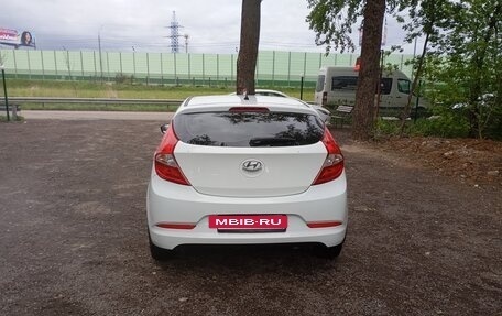 Hyundai Solaris II рестайлинг, 2015 год, 850 000 рублей, 9 фотография
