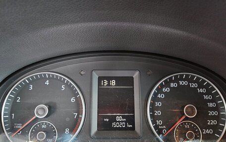 Volkswagen Touran III, 2010 год, 985 000 рублей, 10 фотография