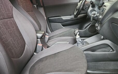 KIA Rio III рестайлинг, 2013 год, 799 000 рублей, 13 фотография