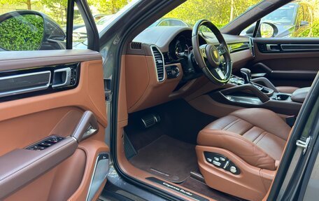 Porsche Cayenne III, 2019 год, 13 900 000 рублей, 23 фотография