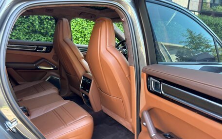 Porsche Cayenne III, 2019 год, 13 900 000 рублей, 32 фотография