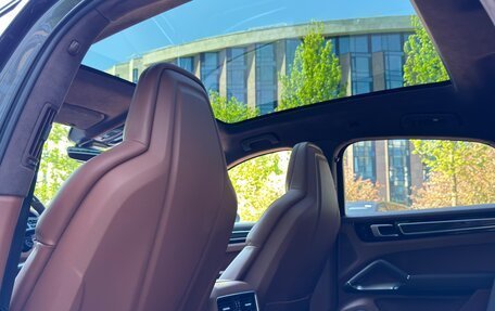 Porsche Cayenne III, 2019 год, 13 900 000 рублей, 38 фотография