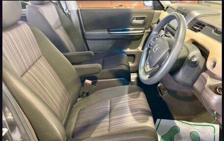 Honda Freed II, 2018 год, 1 360 000 рублей, 6 фотография