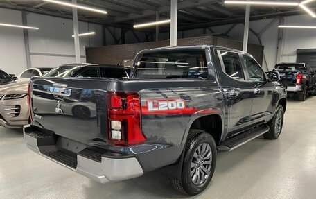 Mitsubishi L200, 2024 год, 5 350 000 рублей, 6 фотография