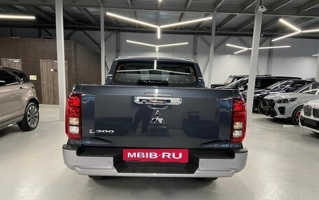Mitsubishi L200, 2024 год, 5 350 000 рублей, 5 фотография
