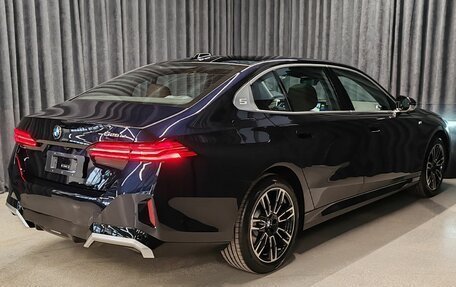 BMW 5 серия, 2024 год, 7 500 000 рублей, 6 фотография