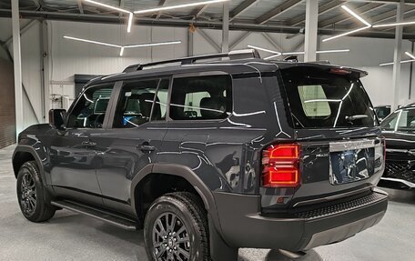 Toyota Land Cruiser Prado, 2024 год, 9 700 000 рублей, 5 фотография