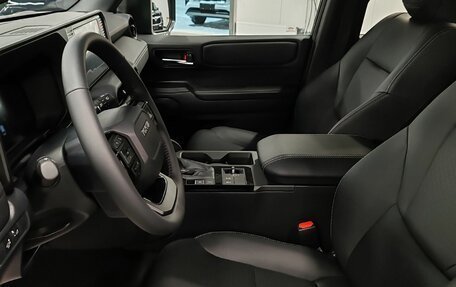 Toyota Land Cruiser Prado, 2024 год, 9 700 000 рублей, 25 фотография
