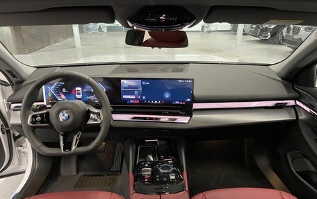 BMW 5 серия, 2024 год, 8 500 000 рублей, 8 фотография