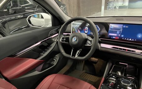 BMW 5 серия, 2024 год, 8 500 000 рублей, 9 фотография