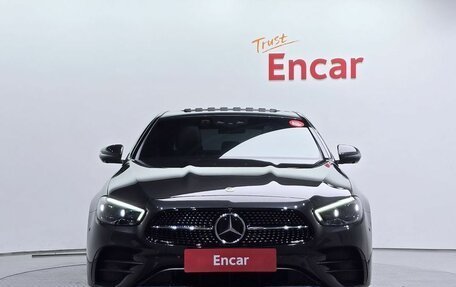 Mercedes-Benz E-Класс, 2023 год, 4 399 000 рублей, 3 фотография