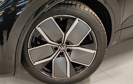 Volkswagen Touareg III, 2024 год, 13 990 000 рублей, 25 фотография