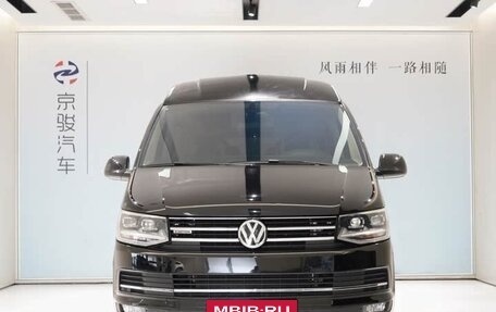 Volkswagen Caravelle T6 рестайлинг, 2019 год, 4 484 000 рублей, 3 фотография