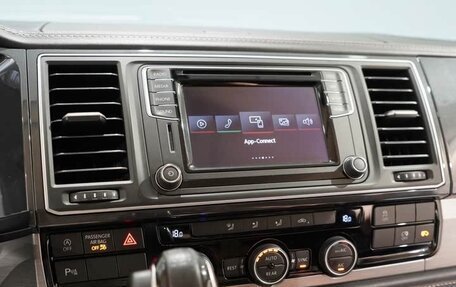 Volkswagen Caravelle T6 рестайлинг, 2019 год, 4 484 000 рублей, 9 фотография