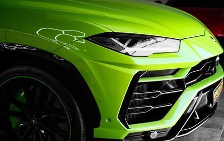 Lamborghini Urus I, 2022 год, 35 000 000 рублей, 2 фотография