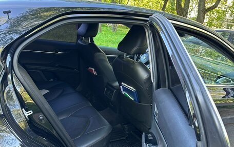 Toyota Camry, 2020 год, 2 465 000 рублей, 6 фотография