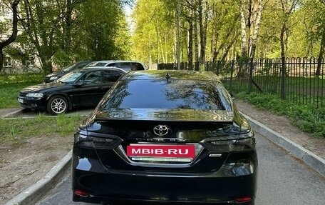 Toyota Camry, 2020 год, 2 465 000 рублей, 2 фотография
