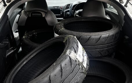 Honda CR-Z, 2010 год, 1 050 000 рублей, 14 фотография