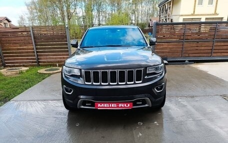 Jeep Grand Cherokee, 2013 год, 2 700 000 рублей, 2 фотография