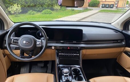 KIA Carnival, 2021 год, 4 400 000 рублей, 7 фотография