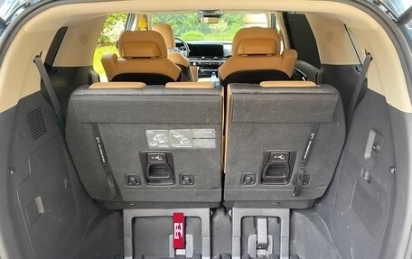 KIA Carnival, 2021 год, 4 400 000 рублей, 22 фотография