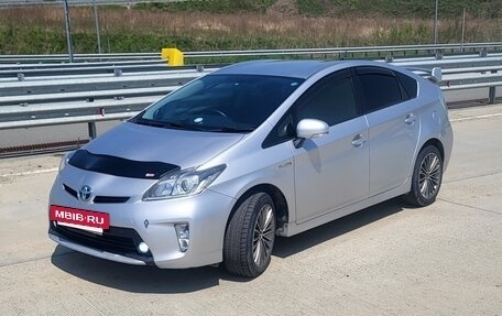 Toyota Prius, 2012 год, 950 000 рублей, 3 фотография