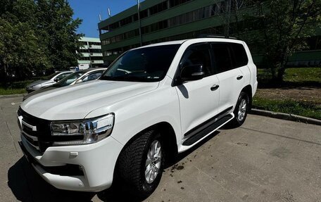 Toyota Land Cruiser 200, 2016 год, 6 650 000 рублей, 2 фотография