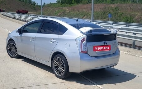 Toyota Prius, 2012 год, 950 000 рублей, 5 фотография