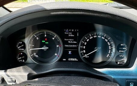 Toyota Land Cruiser 200, 2016 год, 6 650 000 рублей, 9 фотография