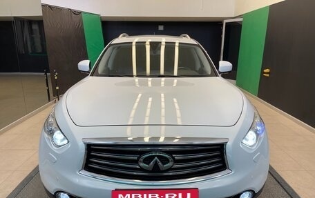 Infiniti QX70, 2013 год, 1 950 000 рублей, 2 фотография
