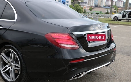 Mercedes-Benz E-Класс, 2017 год, 3 000 000 рублей, 6 фотография